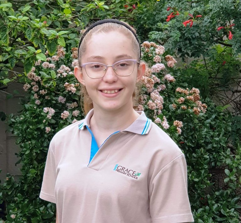 Grade 8 2021 Academic Scholarship Winner announced!